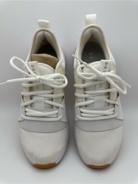 Under Armour Womens Charged Breathe TR 3025058 White Running Shoes Sneakers 9.5